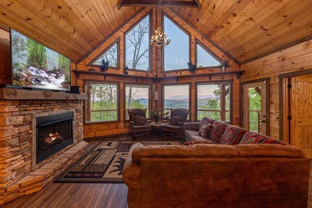 The Appalachian - Your Pigeon Forge Dream Cabin 塞维尔维尔 外观 照片