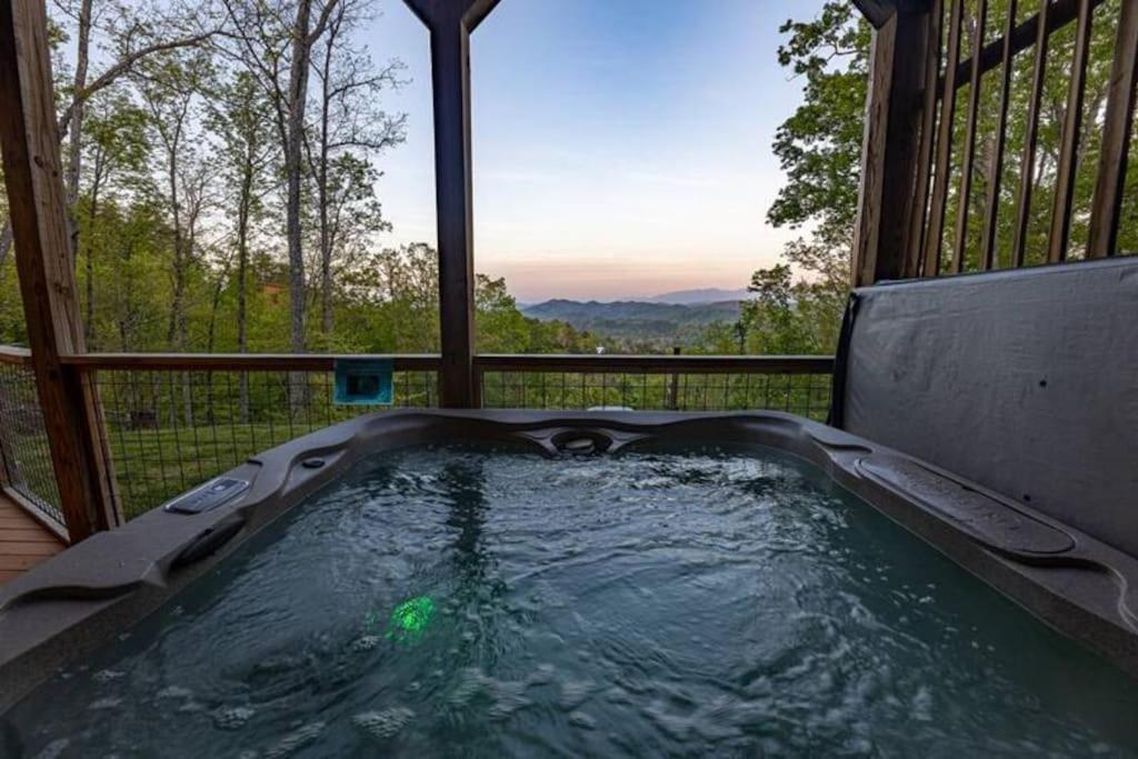 The Appalachian - Your Pigeon Forge Dream Cabin 塞维尔维尔 外观 照片