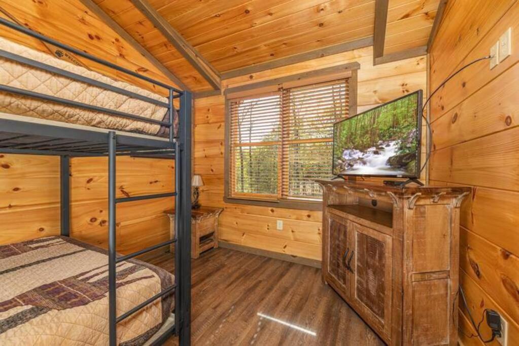 The Appalachian - Your Pigeon Forge Dream Cabin 塞维尔维尔 外观 照片